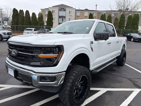 Used 2024 Ford F150 XLT w/ Tow/Haul Package AWD/4WD image 3