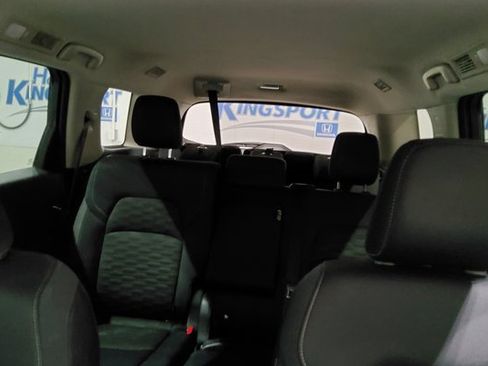 Used 2024 Nissan Pathfinder SV image 40