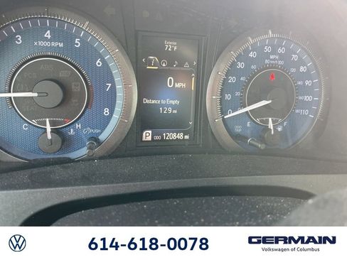 Used 2017 Toyota Sienna XLE Premium image 25