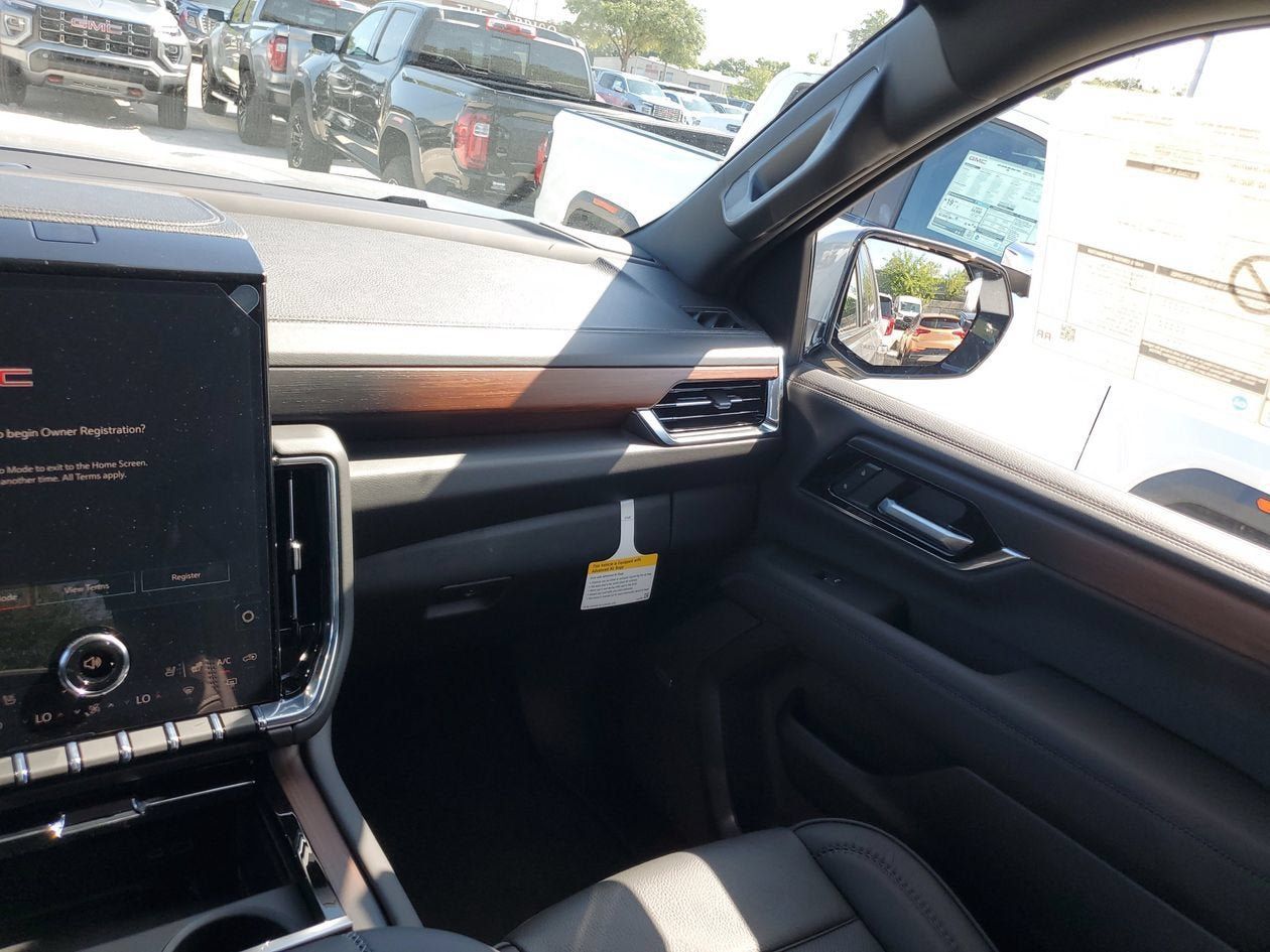 New 2026 GMC Yukon Denali RWD image 15