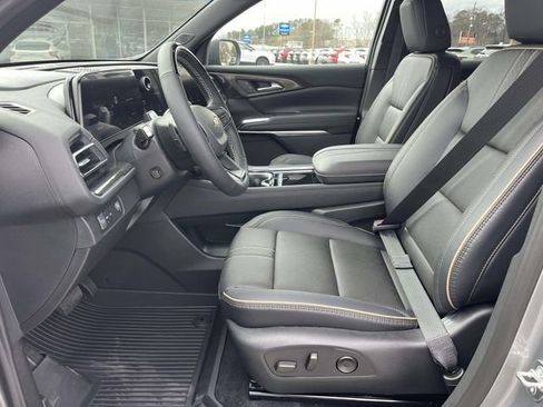 New 2026 Chevrolet Traverse High Country w/ LPO, Floor Liner Package image 11