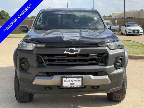 Used 2025 Chevrolet Colorado Trail Boss AWD/4WD image 9