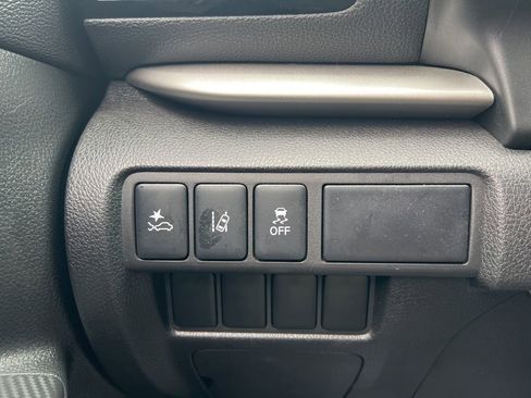 Used 2023 Mitsubishi Eclipse Cross SE image 16