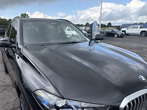 Used 2025 BMW X5 sDrive40i w/ M Sport Package RWD image 37