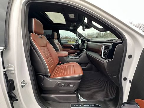 Used 2024 GMC Sierra 1500 Denali Ultimate AWD/4WD image 24