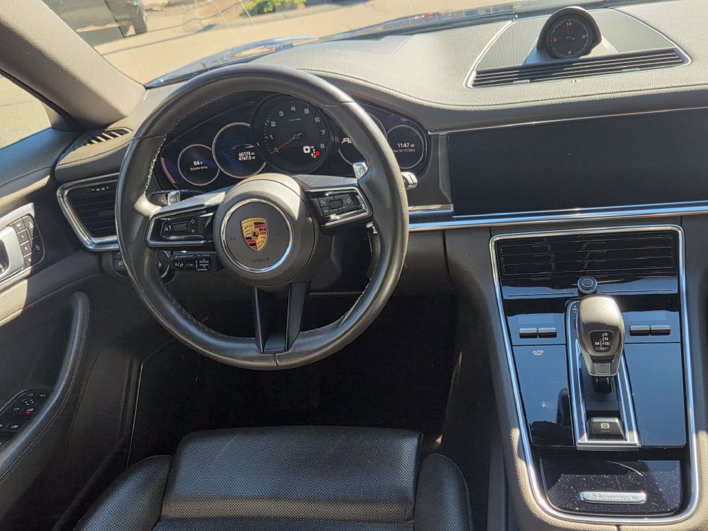 Used 2022 Porsche Panamera 4 Platinum Edition w/ Assistance Package AWD/4WD image 25