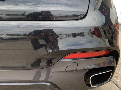 Used 2019 BMW X6 sDrive35i w/ M Sport Package image 40