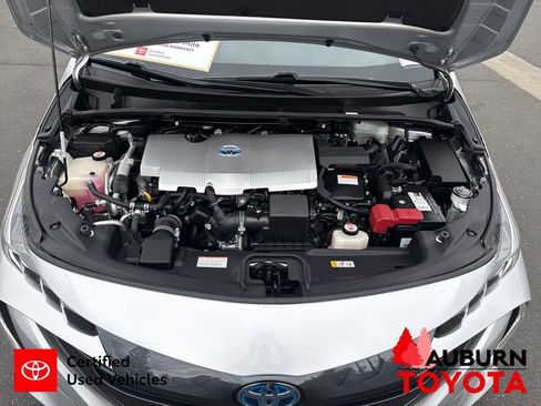 Certified 2020 Toyota Prius Prime LE FWD image 16