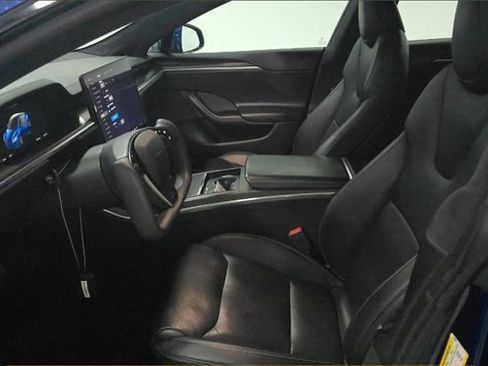 Used 2021 Tesla Model S Plaid image 4
