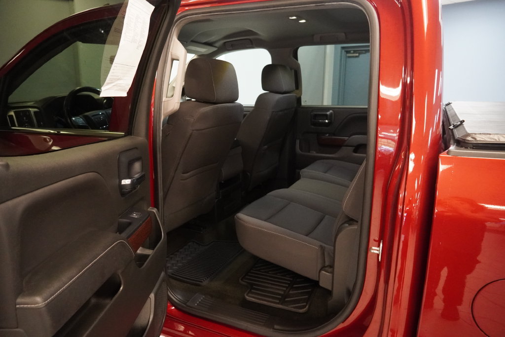 Used 2018 GMC Sierra 1500 SLE w/ SLE Value Package AWD/4WD image 18