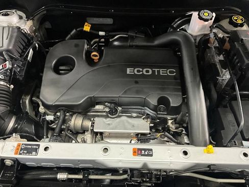 Used 2020 Chevrolet Equinox LT image 7