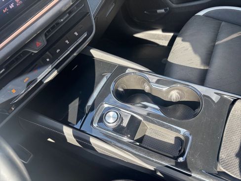 Used 2024 Buick Envision Sport Touring image 42