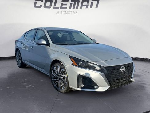 New 2025 Nissan Altima 2.5 SL image 7