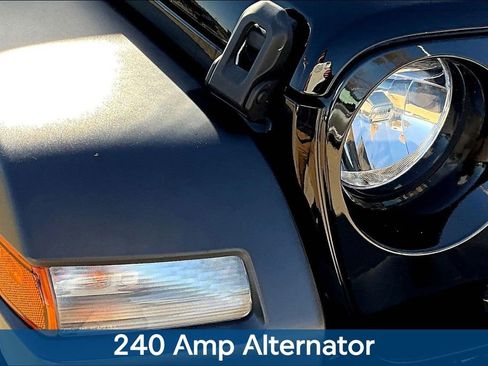 Used 2020 Jeep Gladiator Sport w/ Quick Order Package 24S image 26