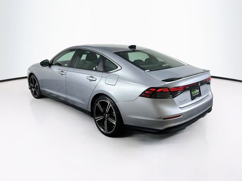 Used 2025 Honda Accord Sport image 5