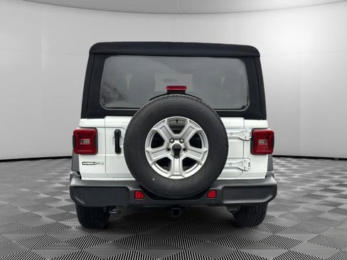 Used 2023 Jeep Wrangler Sport S image 8