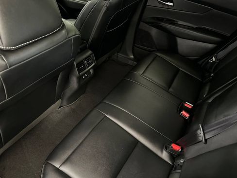 Certified 2025 Nissan Murano SV w/ Cargo Package AWD/4WD image 12