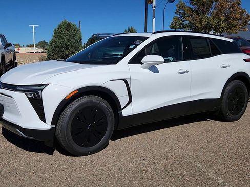 New 2026 Chevrolet Blazer EV LT image 4