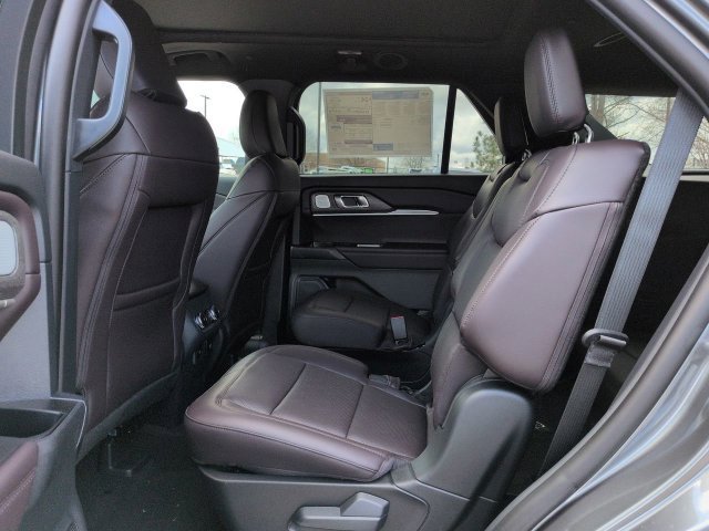 New 2026 Ford Explorer Platinum RWD image 14
