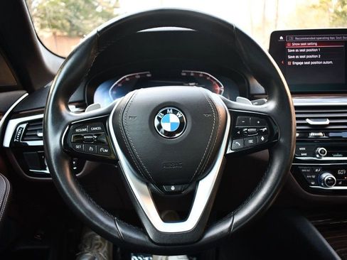Used 2021 BMW 540i xDrive w/ Luxury Seating Package image 27