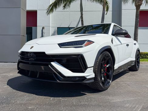 Used 2023 Lamborghini Urus Performante AWD/4WD image 4