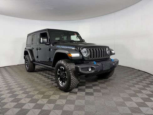 Certified 2025 Jeep Wrangler Unlimited Rubicon 4xe w/ Safety Group AWD/4WD image 3
