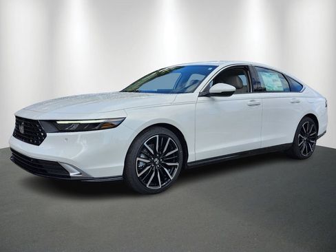 New 2026 Honda Accord Touring image 3
