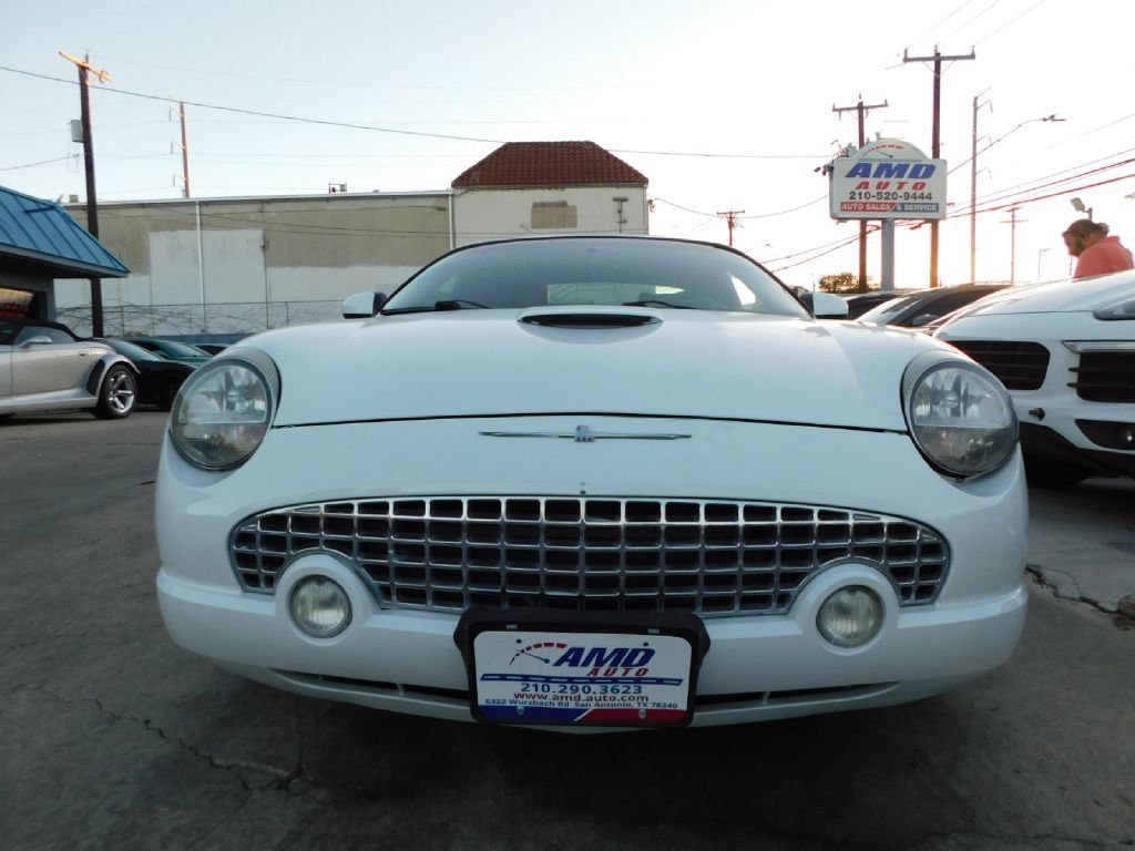 Used 2002 Ford Thunderbird RWD image 2