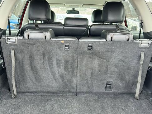 Used 2019 Nissan Pathfinder SL image 29