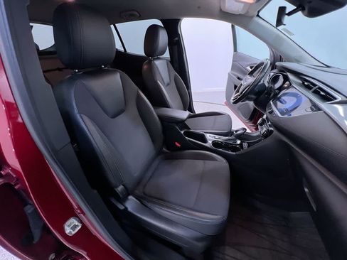 Used 2020 Buick Encore GX Select w/ Advanced Technology Package FWD image 37