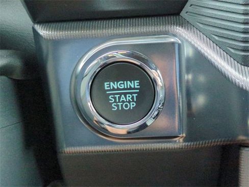 Used 2024 Ford F150 Platinum w/ Equipment Group 702A High image 32