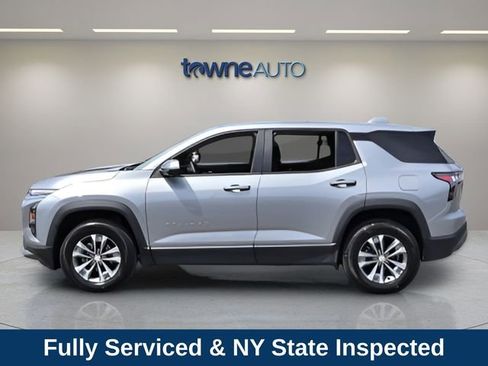 Used 2026 Chevrolet Equinox LT AWD/4WD image 2