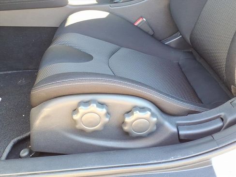 Used 2025 Nissan Z Sport w/ Floor Mat Package image 13