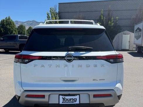 Used 2025 Nissan Pathfinder SL w/ Cargo Package AWD/4WD image 5