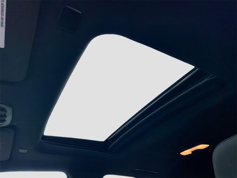 Certified 2023 Chevrolet Colorado Z71 w/ Z71 Convenience Package 2 image 17