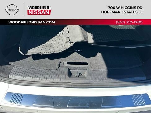 Certified 2025 Nissan Rogue SV AWD/4WD image 16