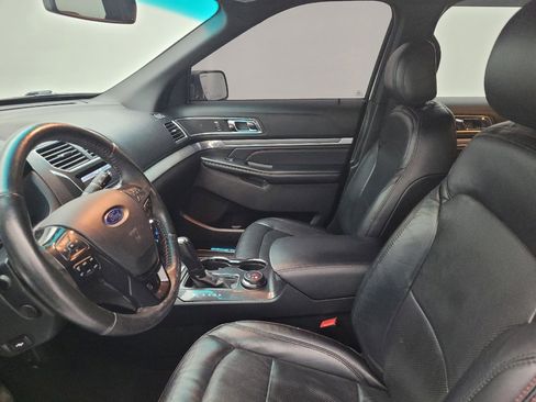 Used 2016 Ford Explorer Sport w/ Equipment Group 401A image 17
