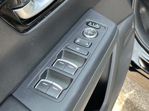 Used 2025 Honda CR-V EX-L image 31