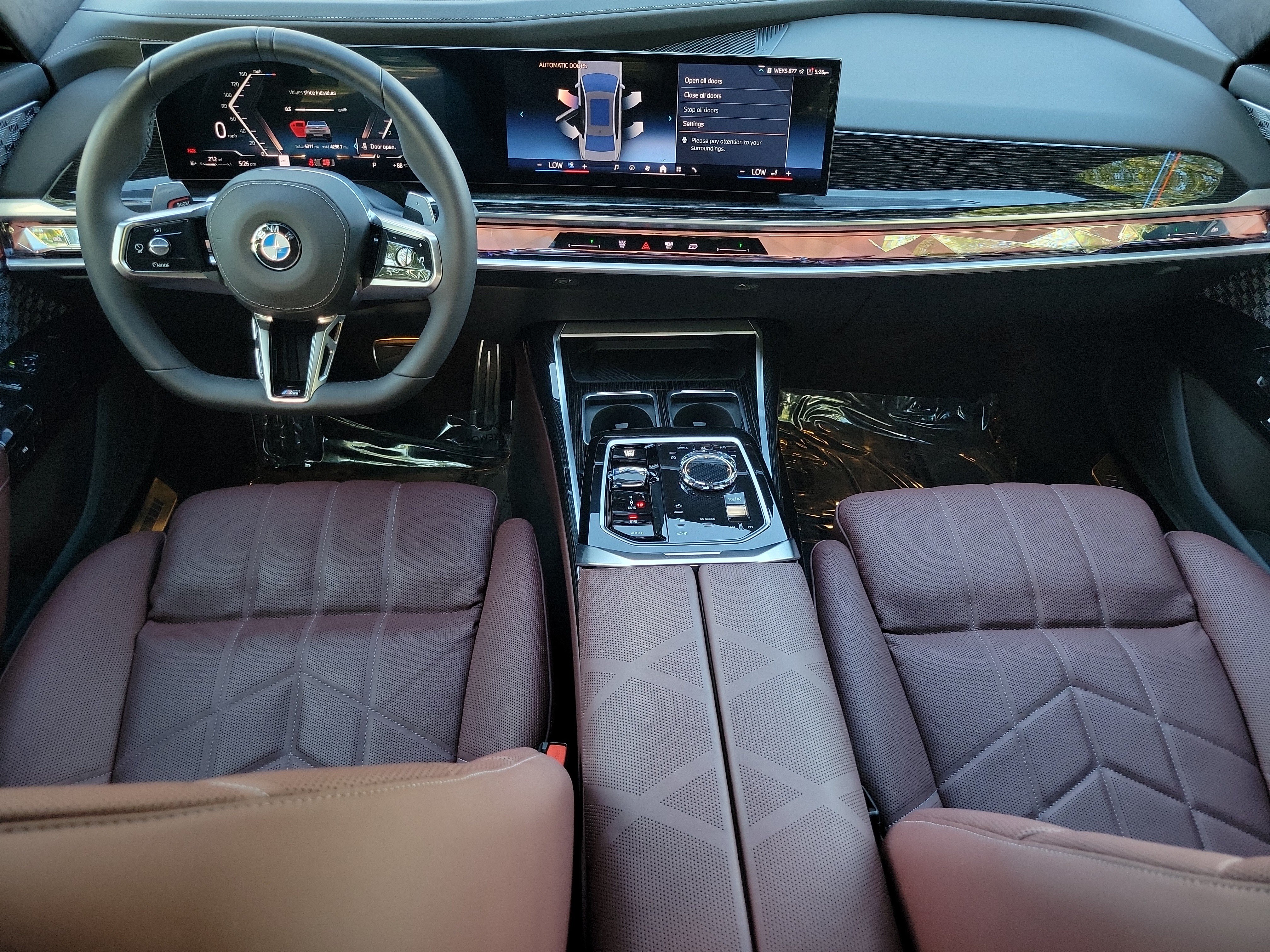 Used 2026 BMW 740i w/ Executive Package RWD image 17