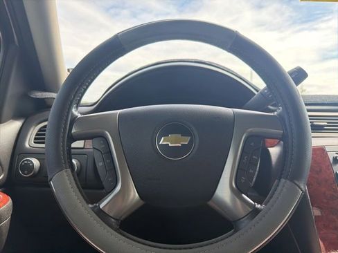 Used 2013 Chevrolet Avalanche LS w/ All-Star Edition AWD/4WD image 34