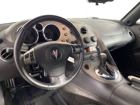 Used 2008 Pontiac Solstice GXP w/ Premium Package image 15