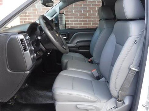 Used 2015 Chevrolet Silverado 1500 W/T w/ Trailering Package AWD/4WD image 8