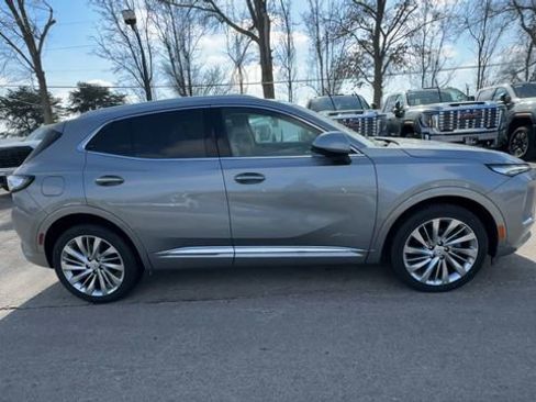 New 2026 Buick Envision Avenir image 9