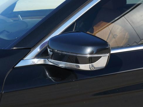 Used 2019 BMW 740e xDrive w/ Executive Package image 16