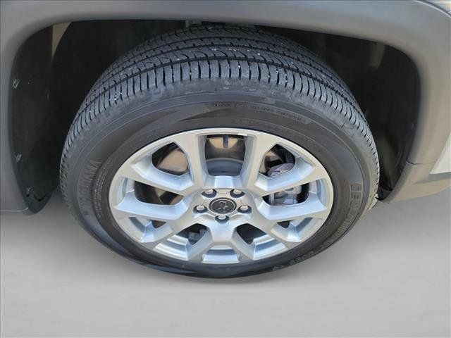 Used 2025 Jeep Compass Limited AWD/4WD image 10