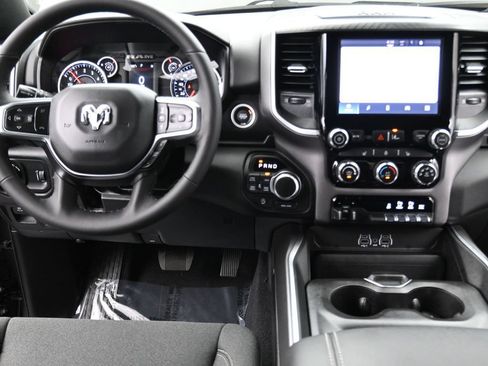 New 2026 RAM 1500 Big Horn AWD/4WD image 32