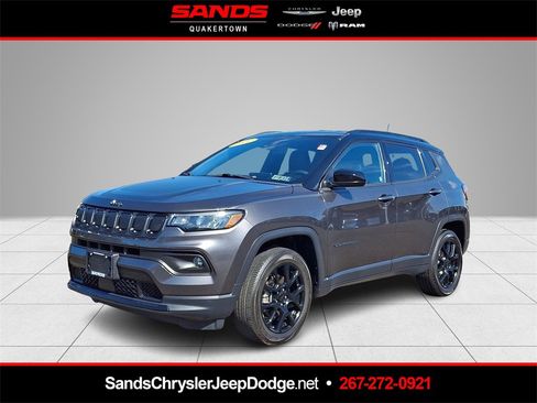 Certified 2022 Jeep Compass Altitude image 1