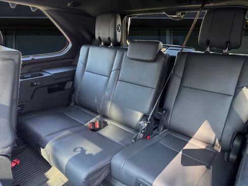 Used 2023 Toyota Sequoia Platinum image 17