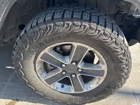 Used 2021 Jeep Wrangler Unlimited Sahara w/ Safety Group image 4