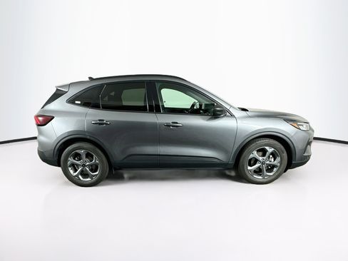 Used 2025 Ford Escape ST-Line FWD image 10